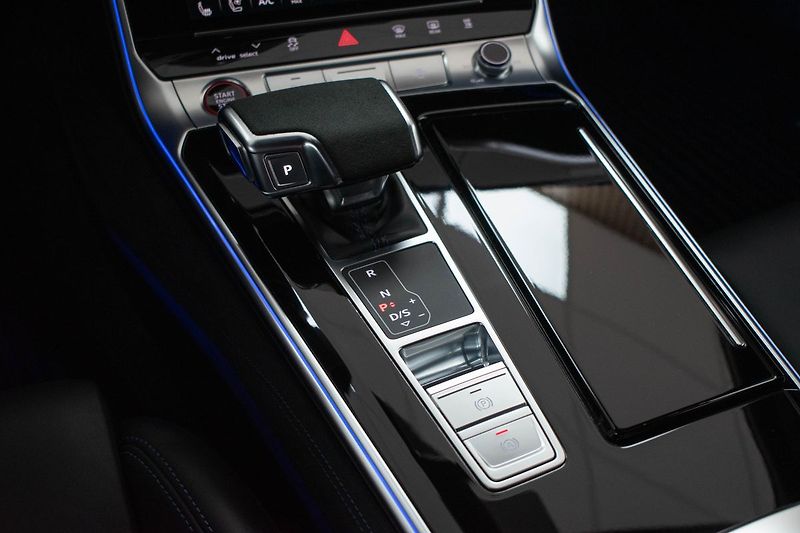 Audi RS 6 463kW PERFORMANCE*ČR*ZÁRUKA*DP - fotka 24 z 32