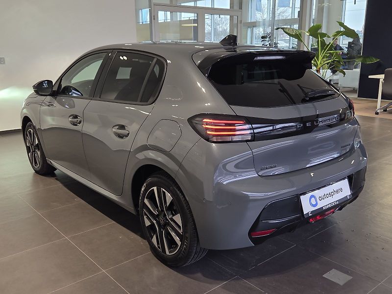 Peugeot 208 (2025) ALLURE Hybrid 100 e-DCS6 - fotka 7 z 16