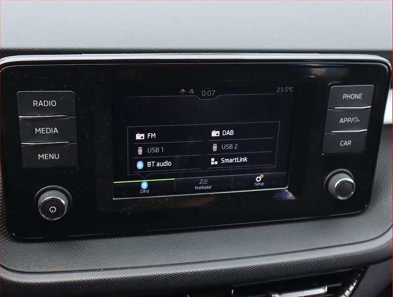 Škoda Fabia (2023) 1.0 TSI, Tempomat - fotka 16 z 17