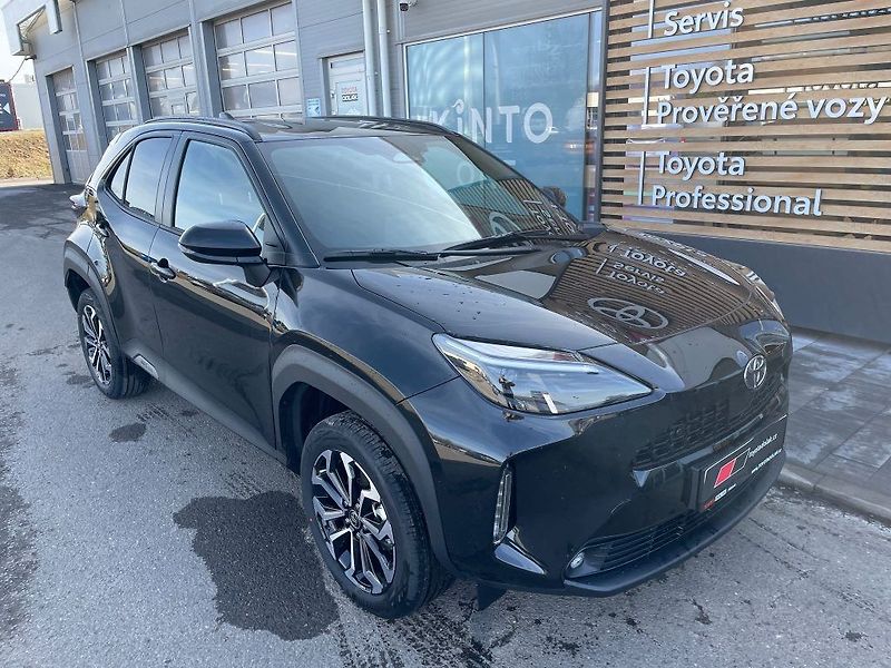 Toyota Yaris Cross 1.5HEV, Style, ČR-1, DPH - fotka 1 z 24