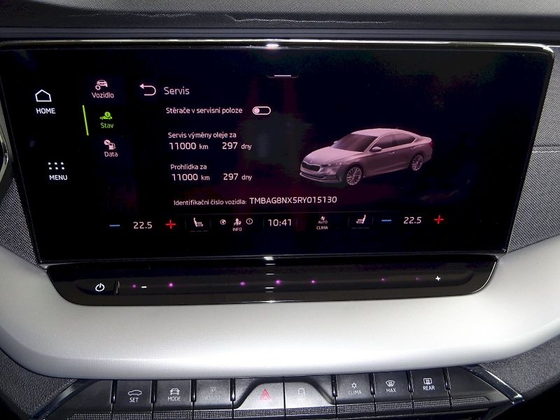 Škoda Octavia (2023) STYLE PLUS TD 85/2.0 M6F + taž - fotka 17 z 21