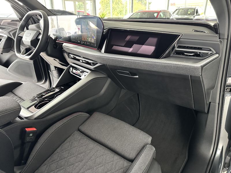 Audi Q5 TDI Quattro*S-LINE*360*SKLADEM - fotka 14 z 45