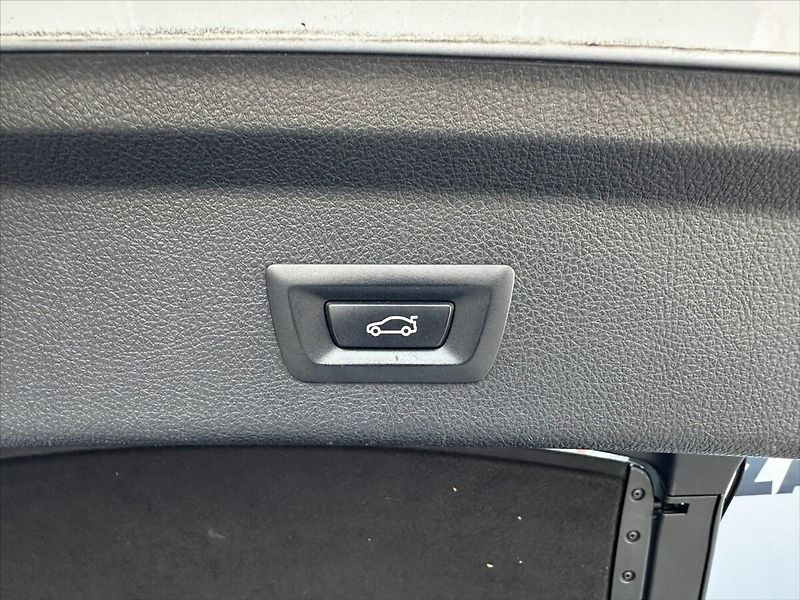 BMW Řada 3 2,0 2.0D 135kW GT- CZ - fotka 16 z 41