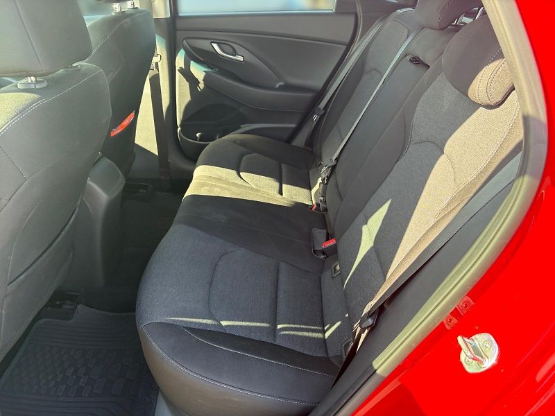 Hyundai i30 (2023) SMART 1.5i 80kW CZ DPH - fotka 9 z 11