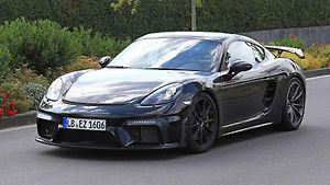 Špionážní fotka nového Porsche 718 Cayman GT4