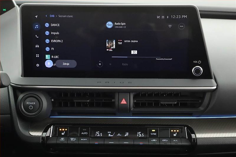 Toyota Prius (2024) 2.0 Plug-in Hybrid - fotka 17 z 21