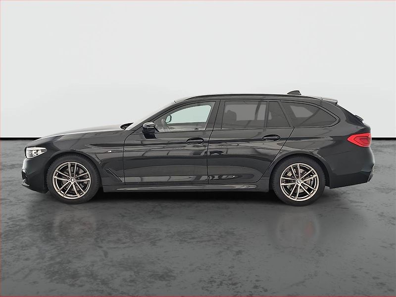 BMW Řada 5 (2018) M Sport 520d xDrive - fotka 3 z 17