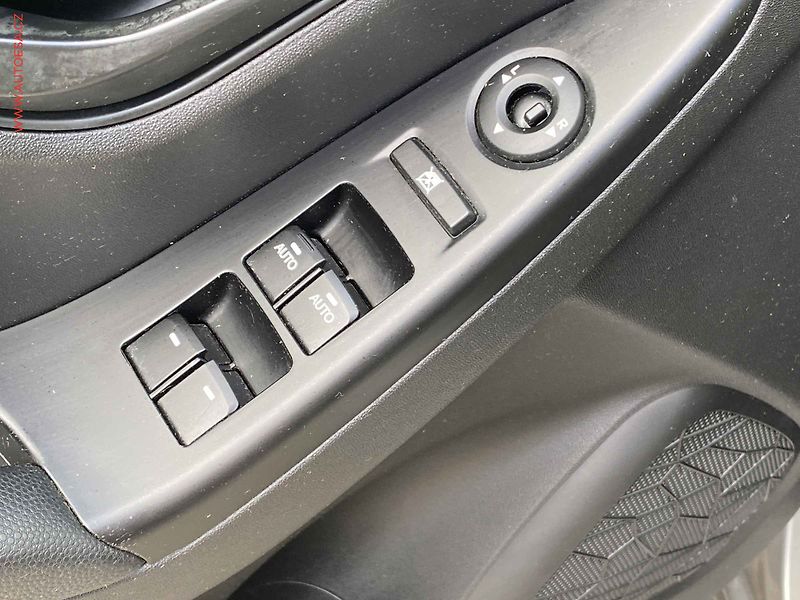 Hyundai ix20 (2018) 1.6i, Klima - fotka 11 z 16
