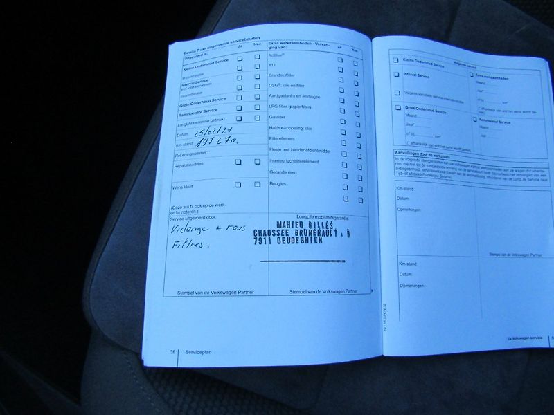 Volkswagen Touran (2011) 1.6 TDI 77kW  ROZVODY - fotka 41 z 47
