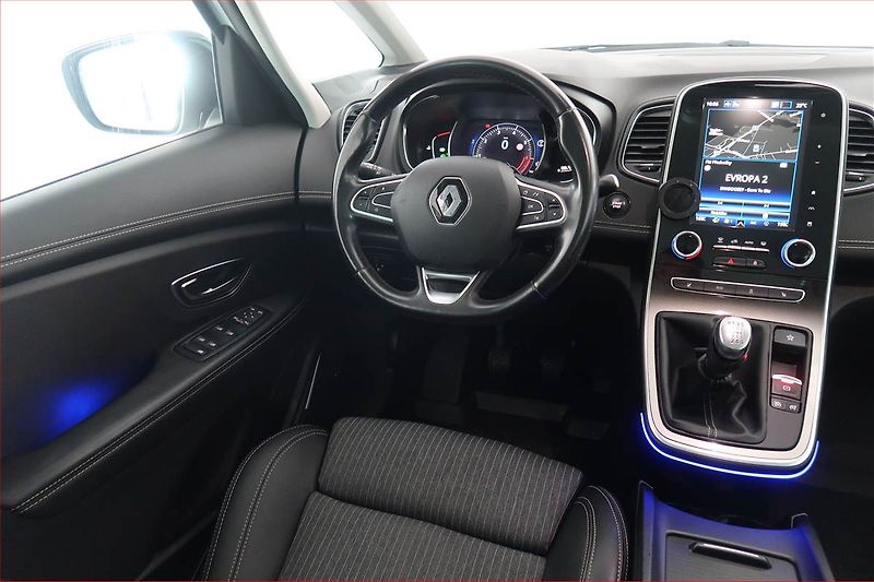 Renault Grand Scénic (2021) 1.3 TCe, 7 míst, ČR,1.maj - fotka 7 z 21