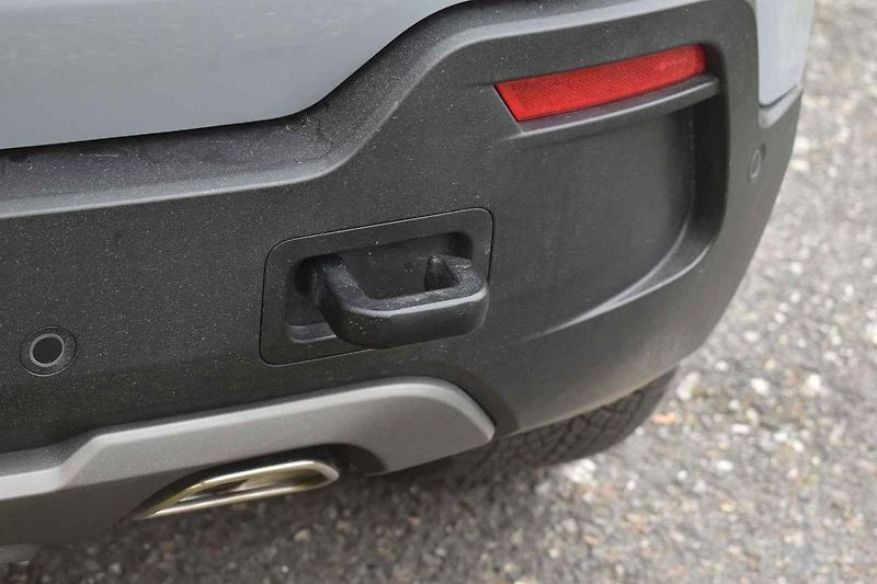 Jeep Avenger dobře poslouží menším rodinám, které nechtějí jezdit vždy jen po silnici.