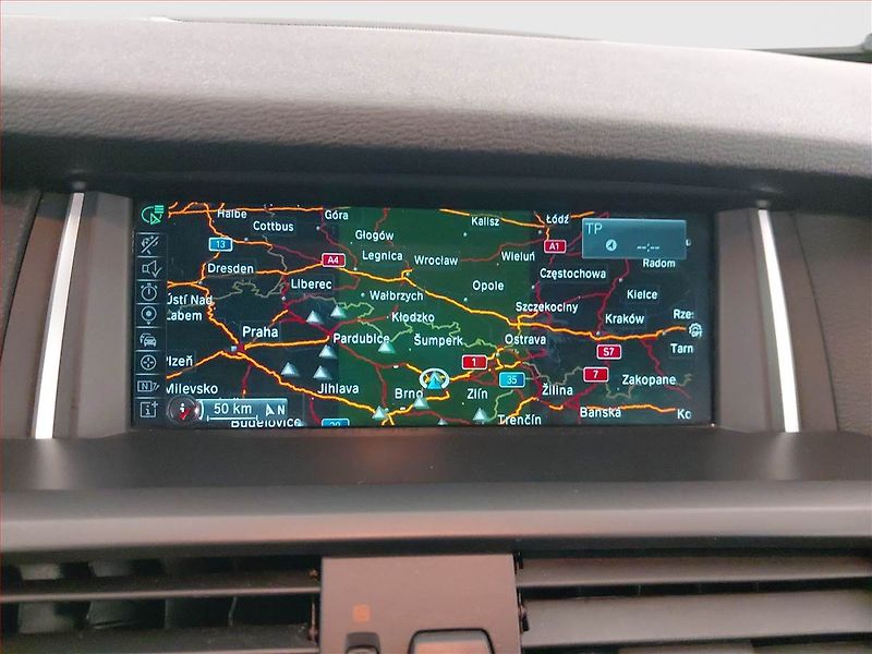 BMW X3 (2012) xDrive20d, 4X4, Automat - fotka 13 z 22