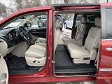 Chrysler Town & Country 3,6 i V6 7.MÍST - náhled 13
