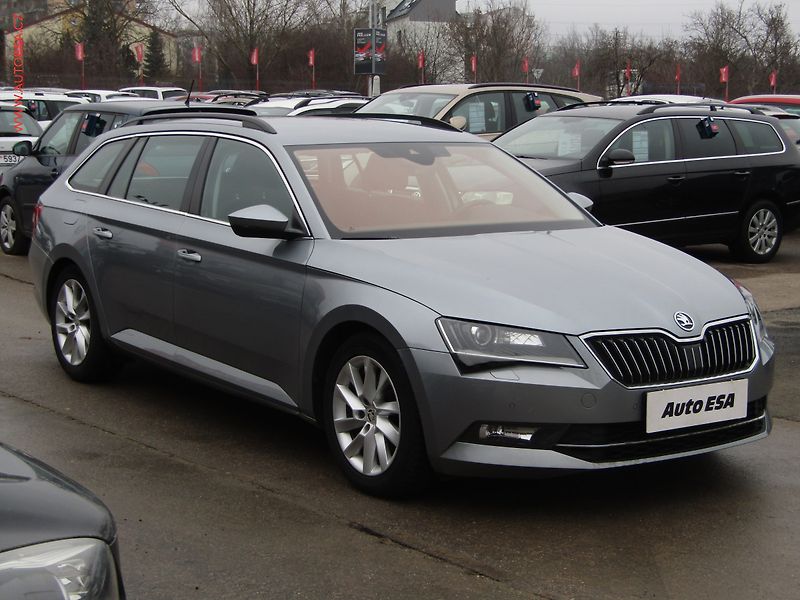 Škoda Superb (2016) 1.6 TDi, ČR, Ambition, DSG - fotografie inzerátu