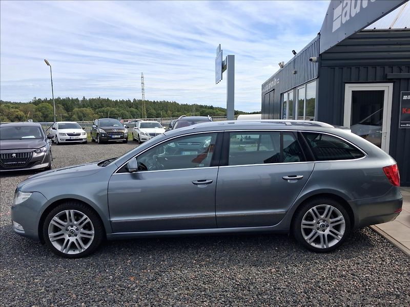 Škoda Superb 2,0 4x4, tažné, el.kufr, CZ - fotka 4 z 15