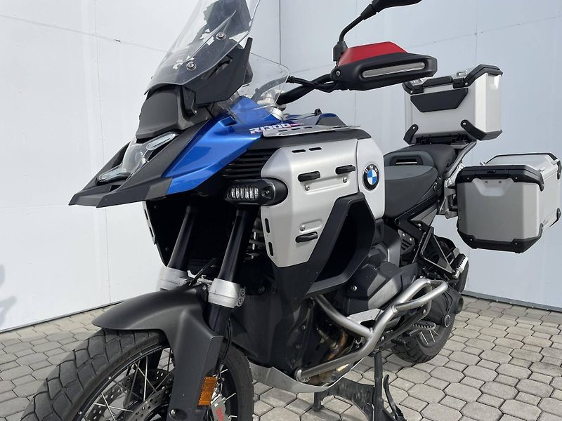 BMW (2026) R 1300 GS Adventure - fotka 10 z 16