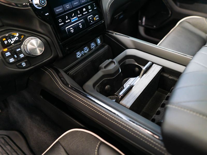 Dodge RAM (2025) 3.0 Limited 2025 Rambox Vzduch - fotka 27 z 50