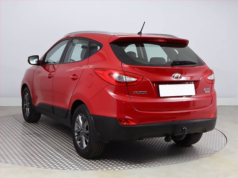 Hyundai ix35 (2014) 1.7 CRDi, Kůže, Tempomat - fotka 4 z 16