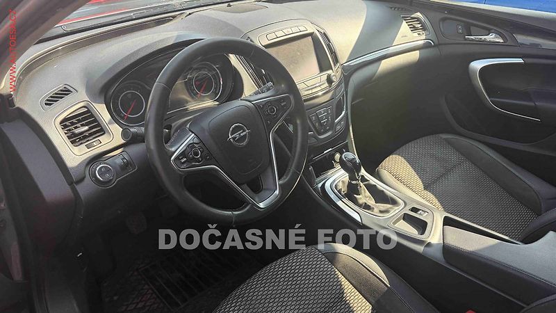Opel Insignia (2016) 2.0 CDTi, ČR - fotka 3 z 3