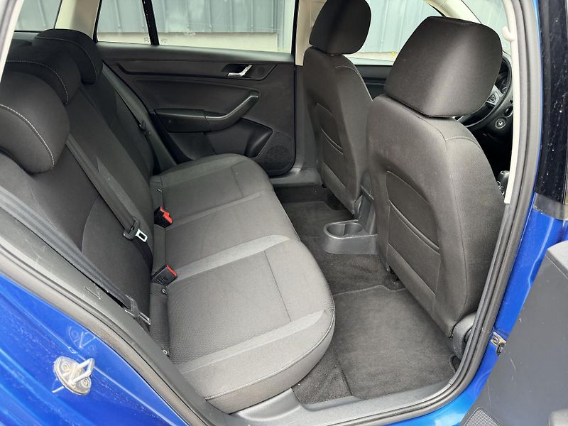 Škoda Rapid 1,2 TSI - fotka 17 z 28