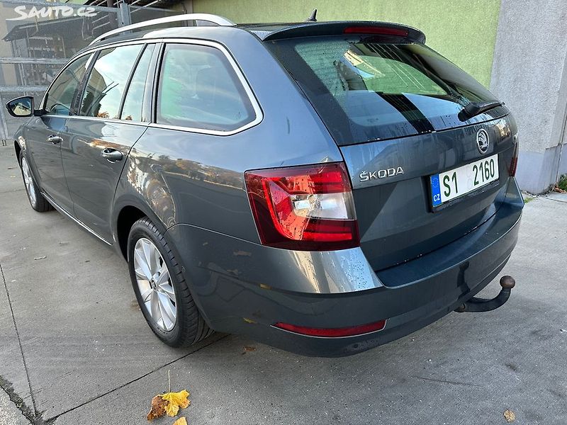 Škoda Octavia Combi 2,0 TDI Style/ odp.dph - fotka 6 z 41