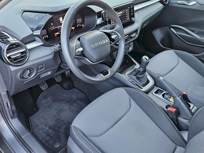 Škoda Fabia (2025) SELECTION TSI 70/1.0 M5F - fotka 11 z 26