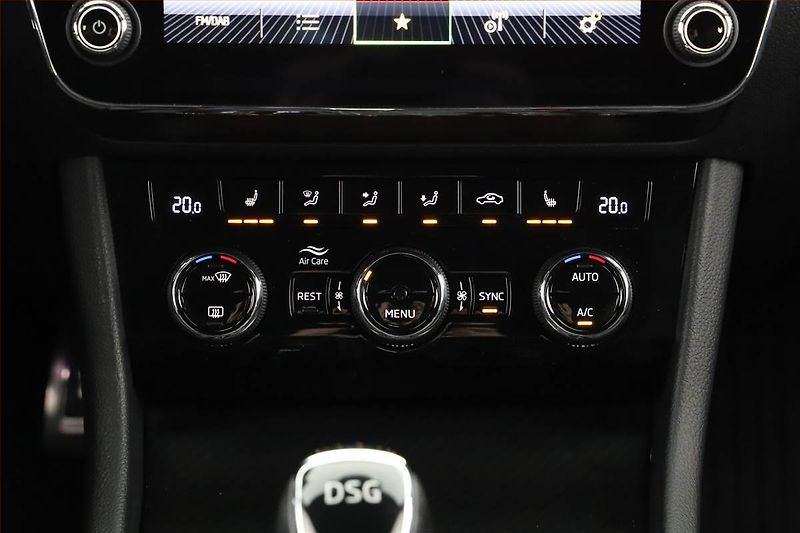 Škoda Superb (2022) Sportline 2.0 TDI - fotka 12 z 21