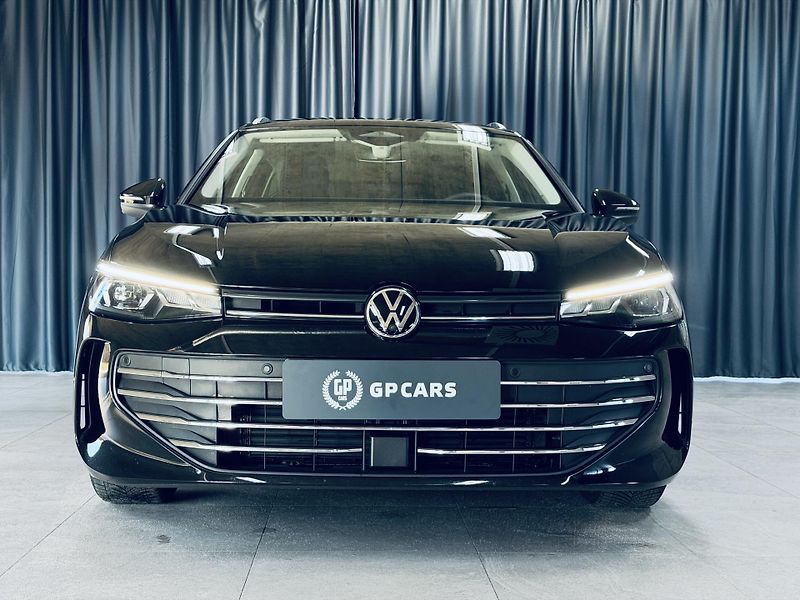 Volkswagen Passat (2025) 1.5Tsi*TAŽ*MASAŽE*360°KAMERY* - fotka 2 z 37
