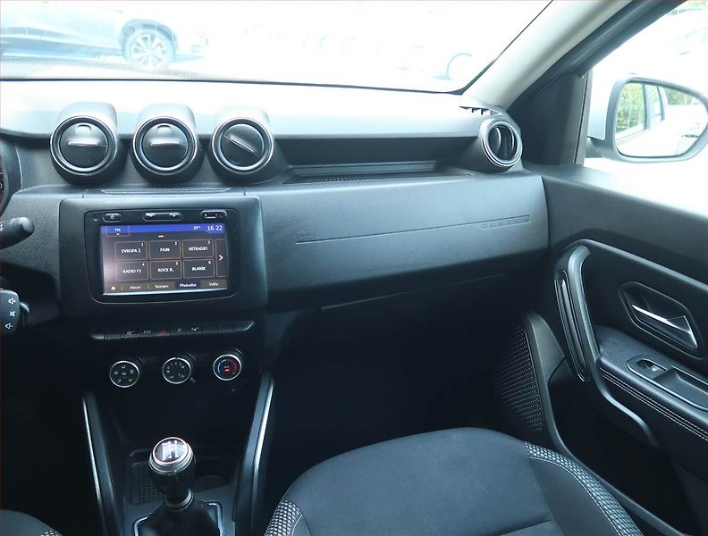 Dacia Duster (2018) 1.6 SCe, Navi, Tempomat - fotka 8 z 15