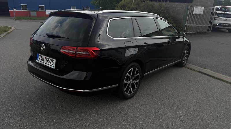 Volkswagen Passat (2018) 2.0 TDI DSG 110KW 144 TIS KM  - fotka 6 z 27