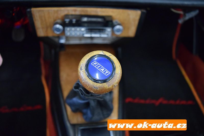 Fiat 124 Spider 1.6 SPORT SPIDER rv 1969 - fotka 30 z 50