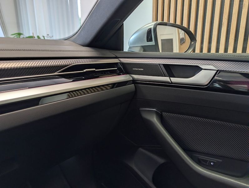 Volkswagen Arteon Shooting Brake 2.0 TSI R 235KW Shooting Brake - fotka 25 z 34