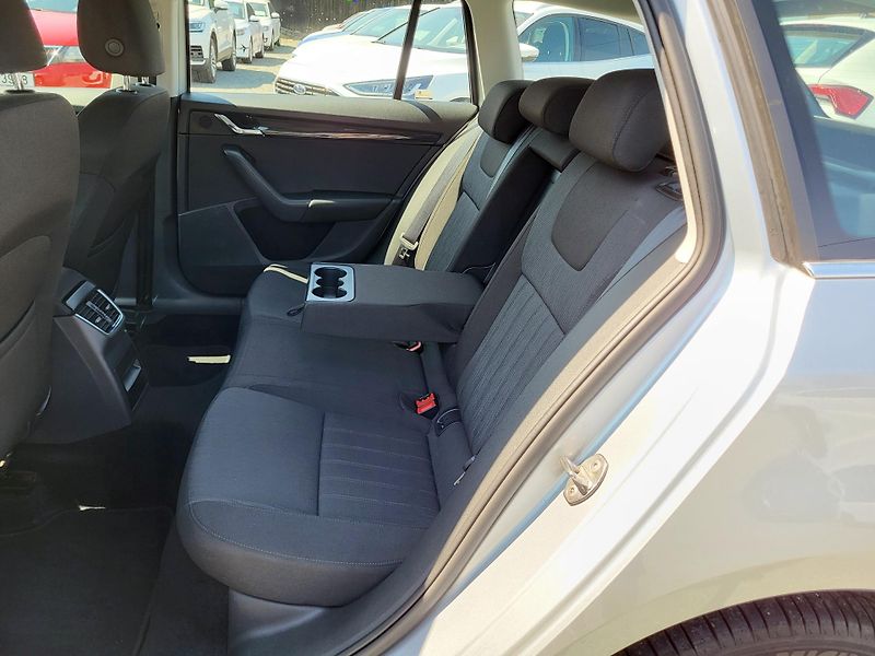 Škoda Octavia III FL 1.6 TDi 85kW STYLE *ČR - fotka 8 z 48