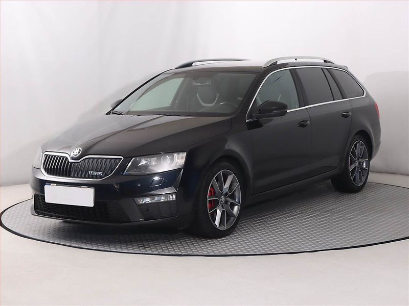 Škoda Octavia (2015) 2.0 TDI, Serv.kniha, Kůže - fotka 2 z 19