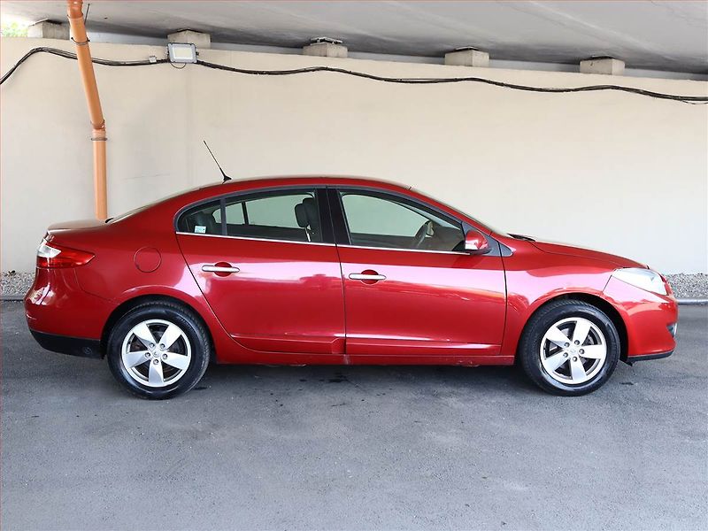 Renault Fluence (2012) 1.6 16V, LPG, ČR,1.maj, po STK - fotka 6 z 11