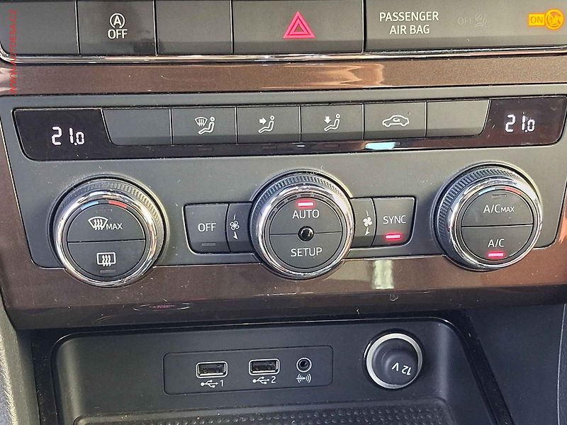 Seat Ateca (2020) 2.0 TDi 4x4, 2.maj,ČR - fotka 14 z 17