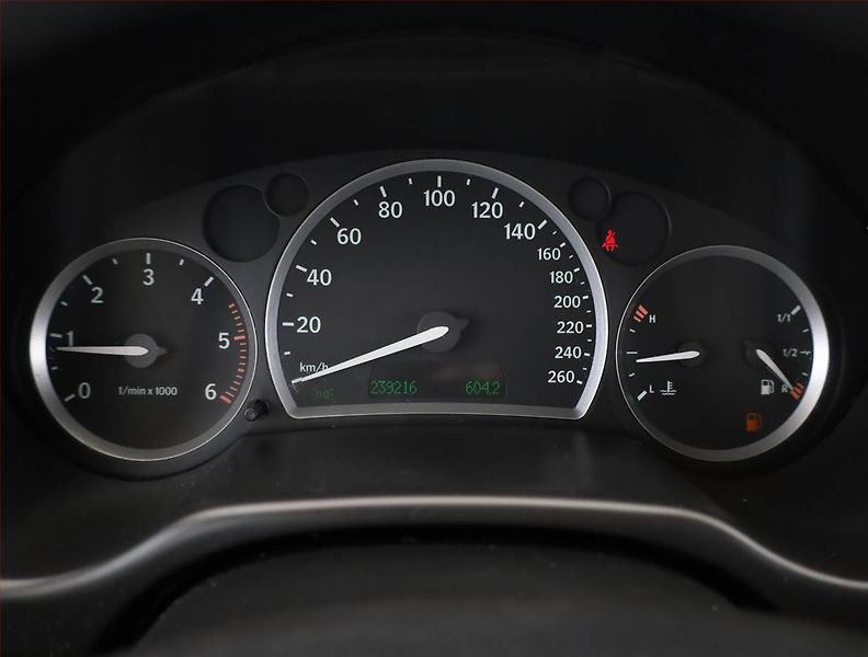 Saab 9-3 (2003) 2.2 TiD, nová STK, jezdí dobře - fotka 9 z 12