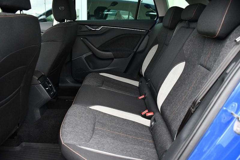 Škoda Scala 1.0TSi 81kW STYLE  - fotka 17 z 38