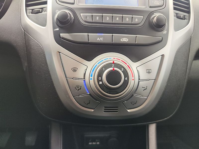 Hyundai ix20 1.6 CVVT/92kW Trikolor - fotka 16 z 26