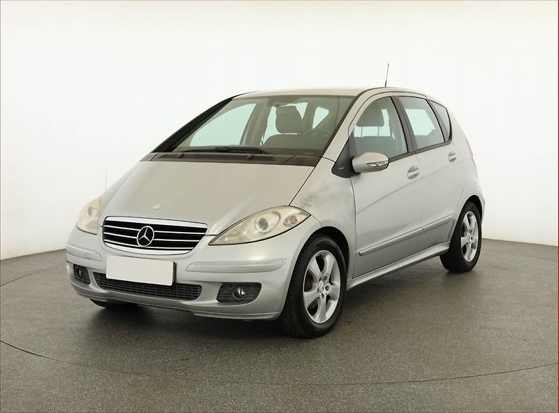 Mercedes-Benz Třídy A (2006) A 150 , nová STK, zamluveno - fotka 2 z 15