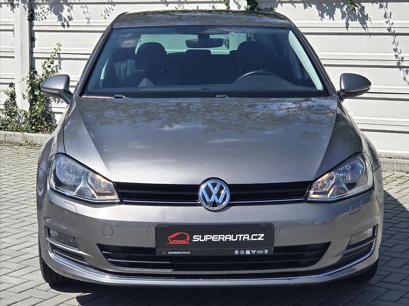 Volkswagen Golf 1,2 TSi Allstar Edition Comfor - fotka 2 z 21