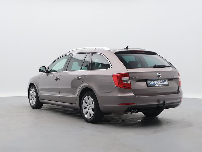 Škoda Superb 2,0 TDI 103kW DSG Elegance - fotka 5 z 31