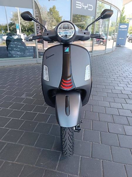 Vespa (2026) GTS 310 Super Sport Grigio Tra - fotka 2 z 14