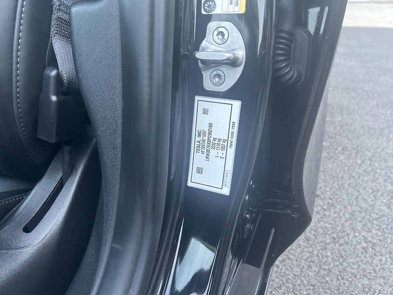 Tesla Model 3 LONG RANGE DUAL MOTOR SOH 96% - fotka 53 z 54