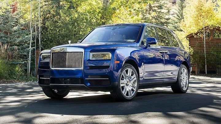 Opulentní Cullinan je první Rolls-Royce do terénu