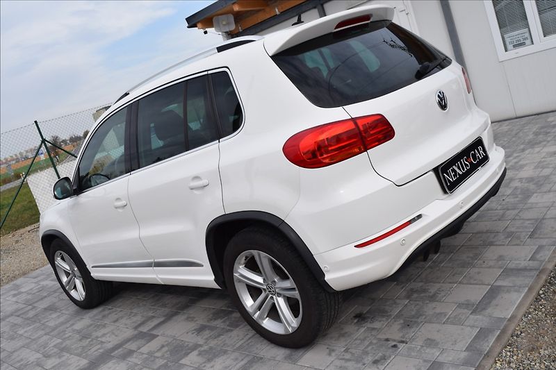 Volkswagen Tiguan 2,0 TDi 81KW R-LINE - fotka 7 z 51