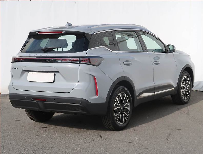 Chery Tiggo 7 (2026) 1.6 TGDI, LUXURY, Ad. tempomat - fotka 5 z 20