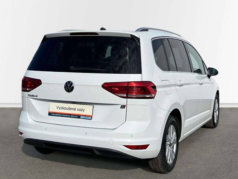 Volkswagen Touran (2021) 1.5 TSI DSG Comfortline - fotka 18 z 20