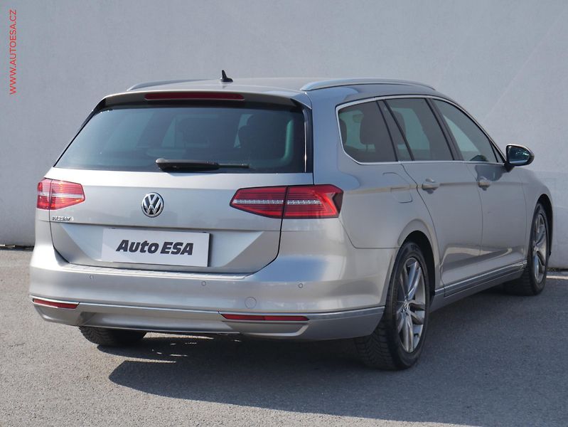 Volkswagen Passat (2017) 2.0TDi, DSG - fotka 4 z 26