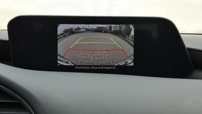 Mazda 3 2.0 e-Skyactiv Prime-Line - fotka 15 z 22